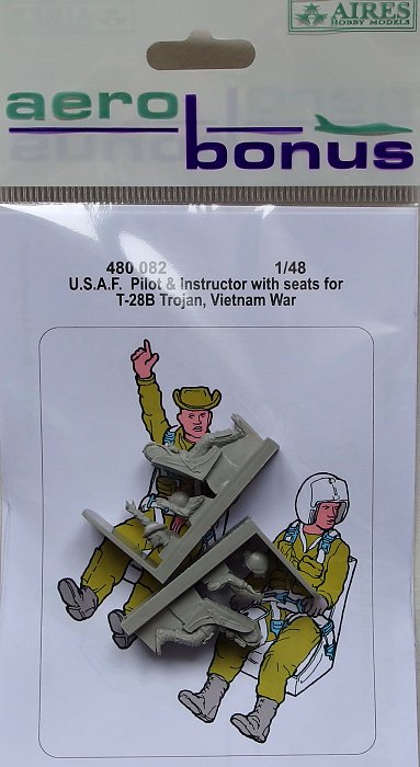 1/48 U.S.A.F. pilot&instructor w/ seats for T-28B