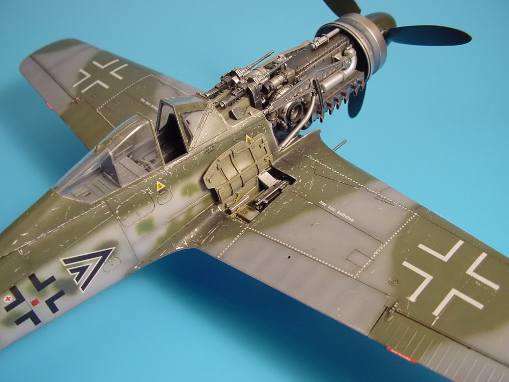 1/32 Fw 190D gun bay   (HAS)