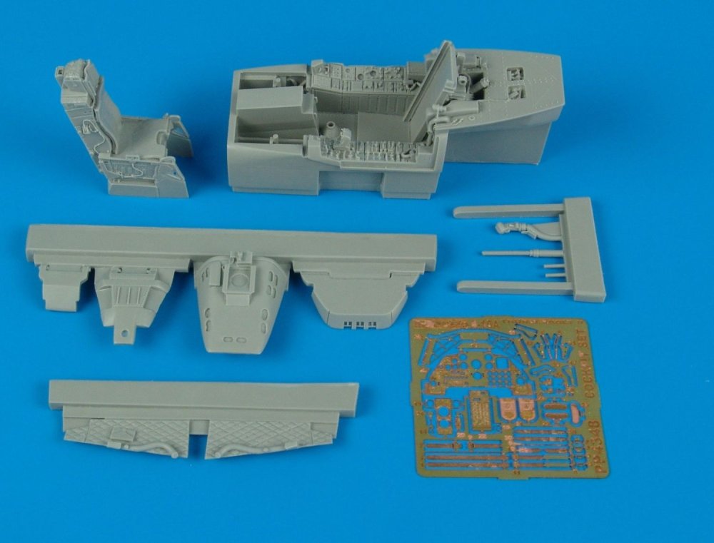 1/48 A-10A Thunderbolt II cockpit set   (ITAL)