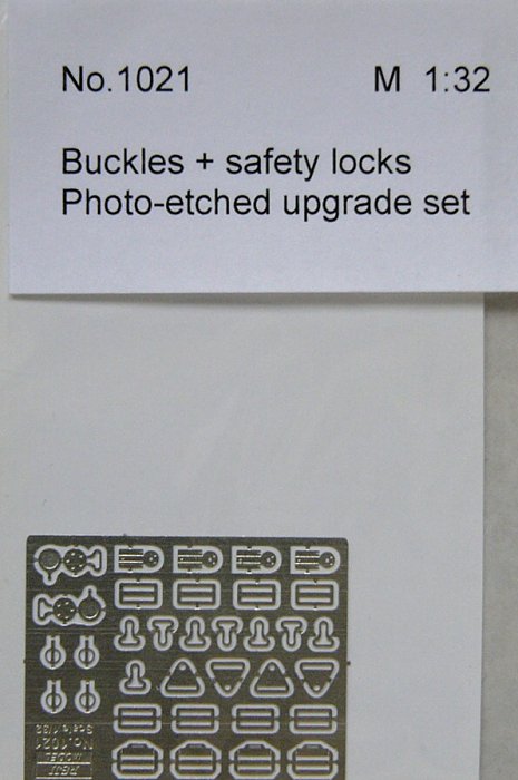 1/32 Buckles + safety locks for 2 seats (AIRFIX)