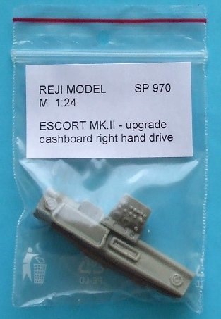 1/24 Escort Mk.II - dashboard right hand drive