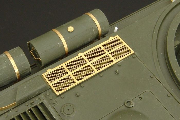 1/35 IS-2 Engine mesh WARTIME (TAM)