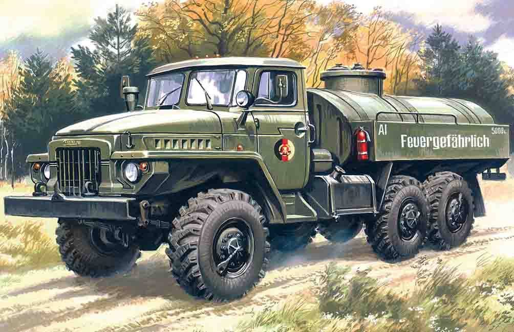 1/72 Ural-375D Soviet Army fuel truck