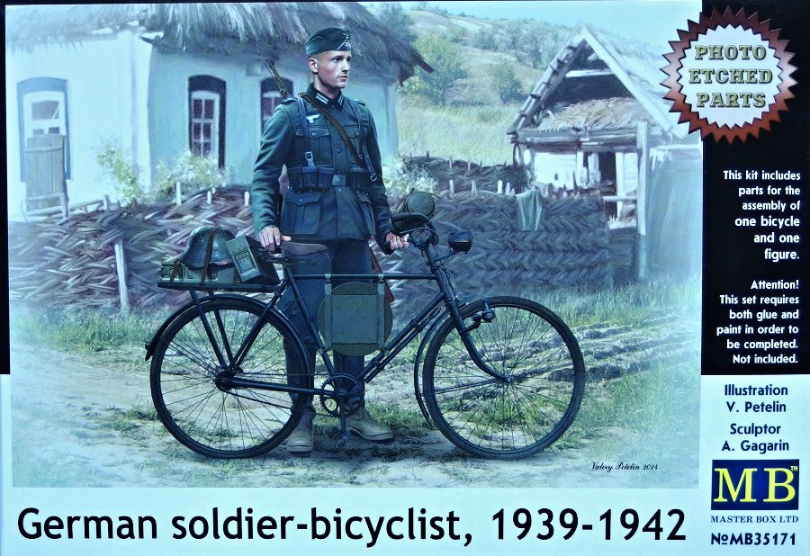 1/35 German soldier-bicyclist, 1939-1942