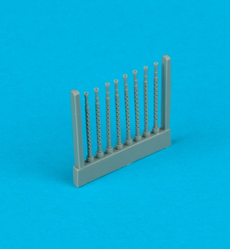 1/48 Lancaster gun barrels round perforated  (TAM)