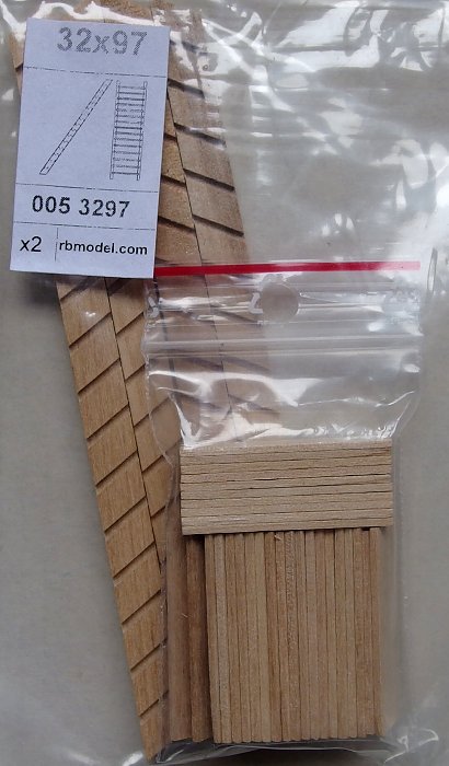 1/35 Wooden stairs - width 32 mm (2 pcs.)