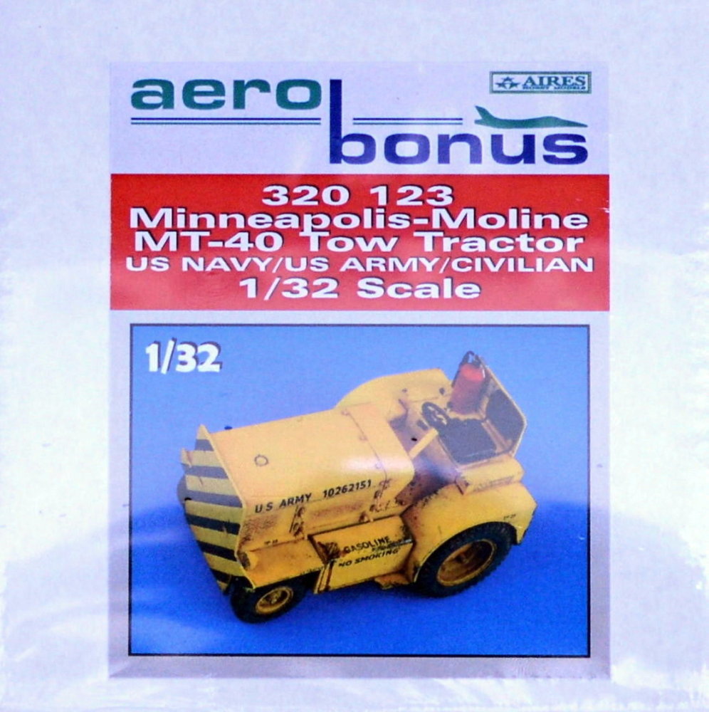 1/32 Minneapolis-Moline MT-40 Tow Tractor US NAVY