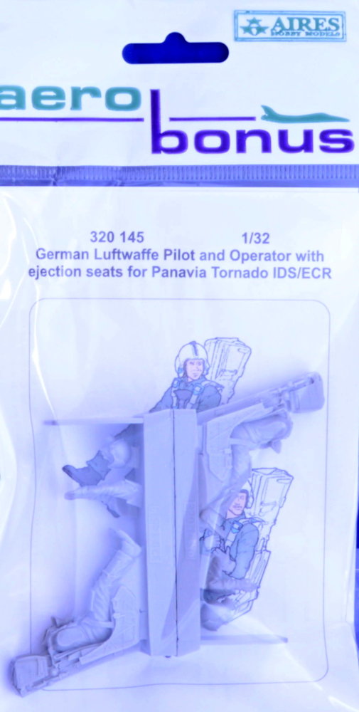 1/32 Luftwaffe Pilot&Oper.w/ ej.seats for Tornado