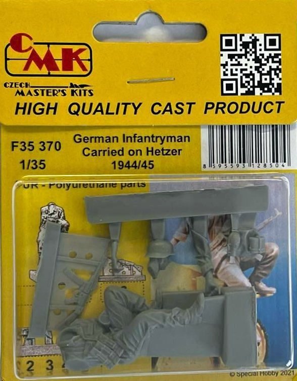 1/35 German Infantryman Carried on Hetzer 1944/45