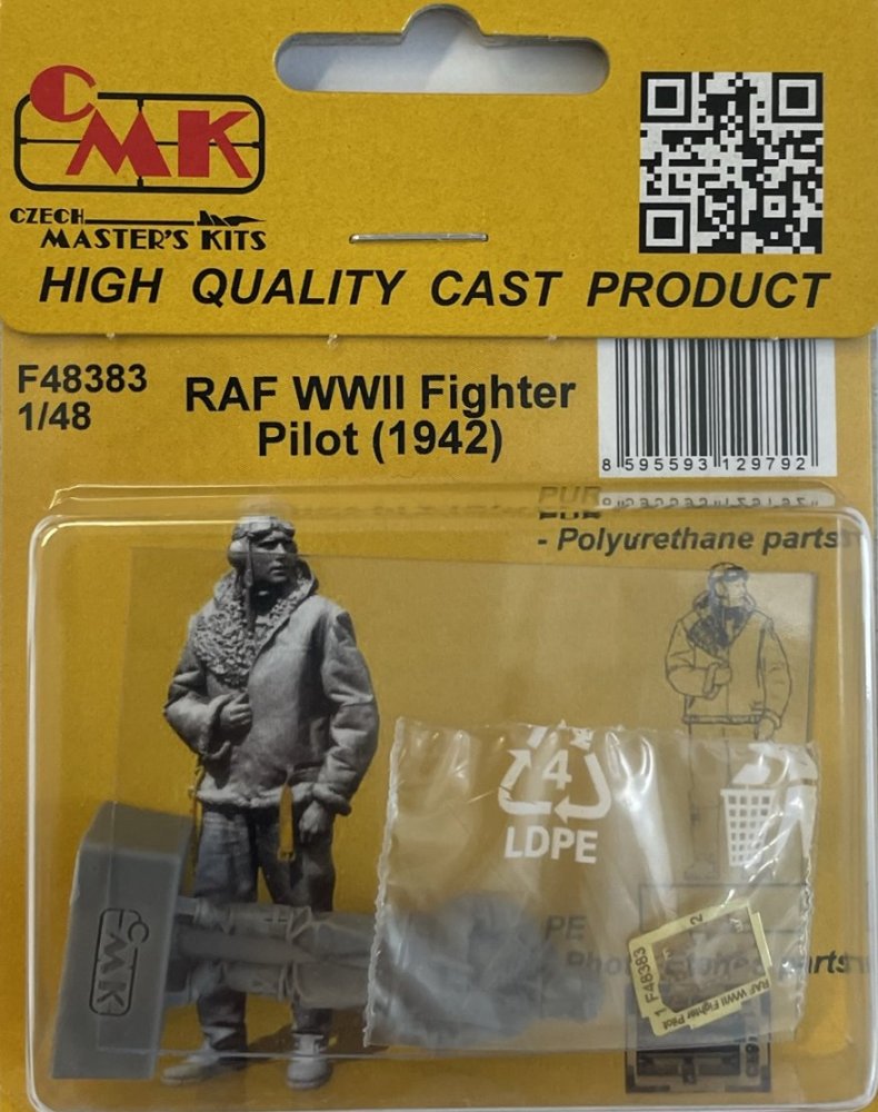 1/48 RAF WWII Fighter Pilot (1942)