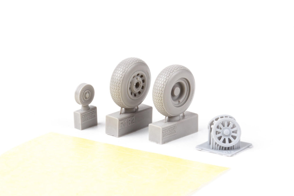 BRASSIN 1/48 P-51B/C wheels block tread 2 (EDU)